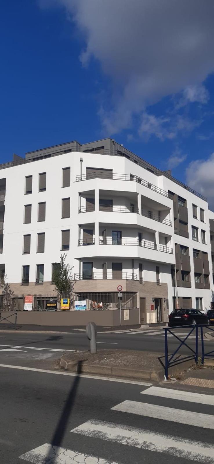 Charme Citadin Apartman Villemomble Kültér fotó