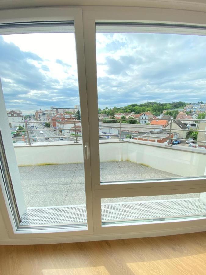 Charme Citadin Apartman Villemomble Kültér fotó